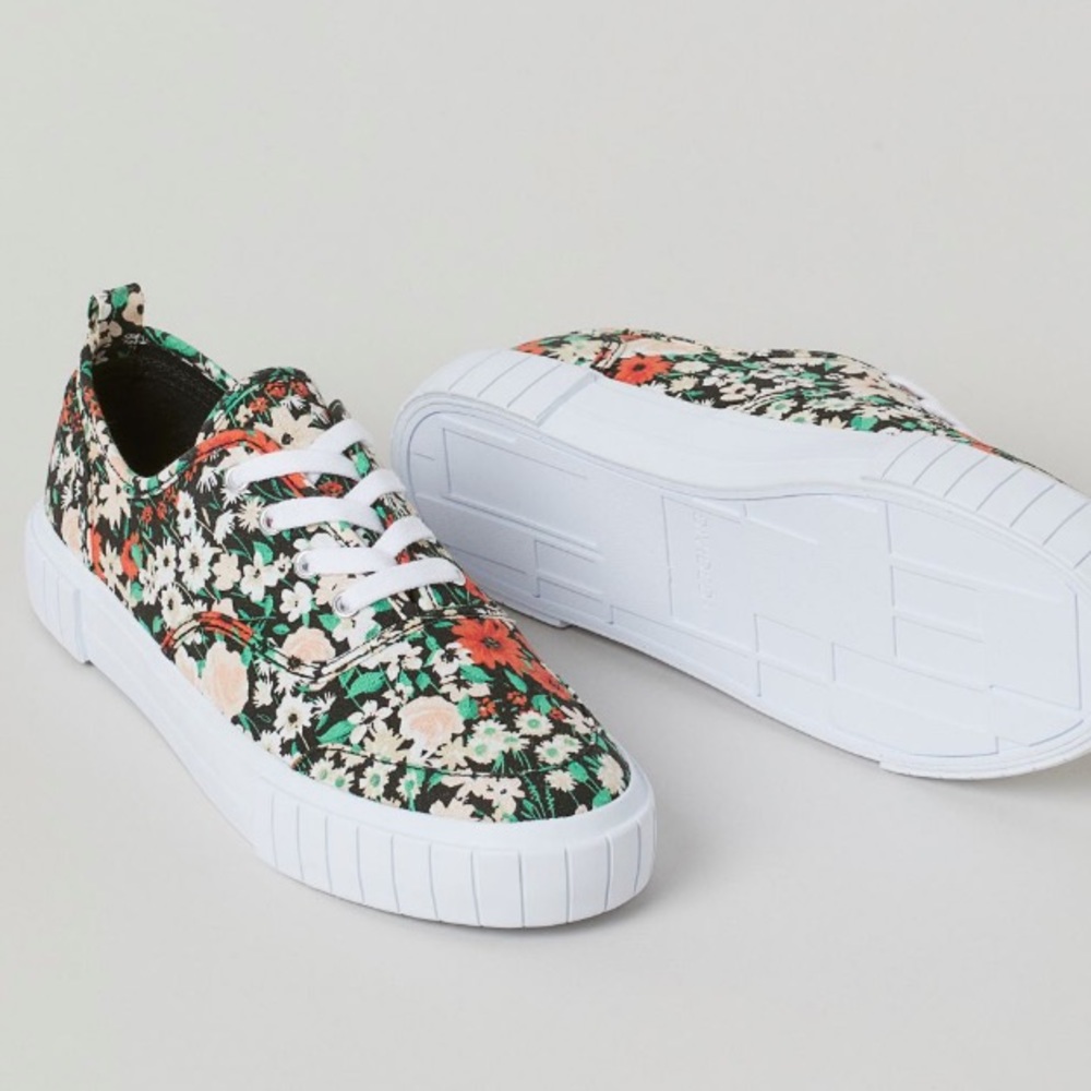 H&M canvas sneakers
